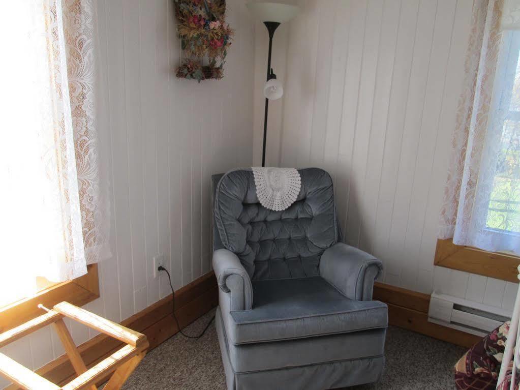 Gite Les Acres Tranquilles B&B Port-Daniel Eksteriør billede